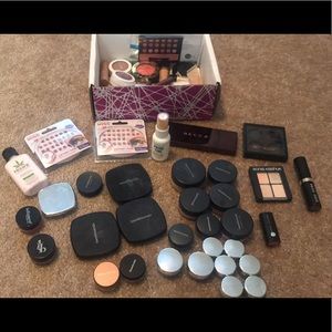 Huge makeup haul/BareMinerals and more